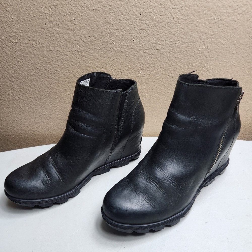 Sorel Womens Black Nubuck Leather Joan of Arctic Zip Wedge II/1870231010-Size 10